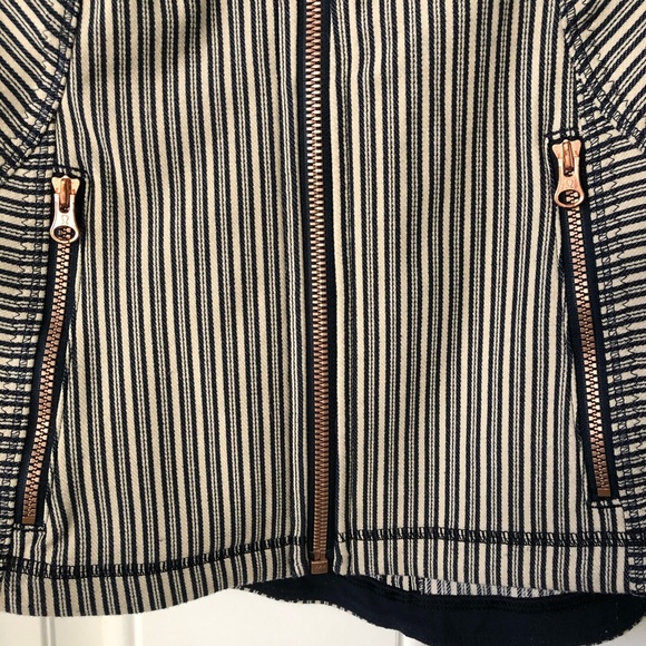 Lululemon Forme Jacket II - Picture 5 of 8